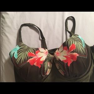 SWIM by Cacique 44DDD Balconette Bra Top